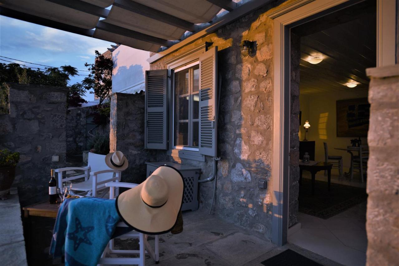 Ferienwohnung Zefyros Sunset Hydra  Exterior foto
